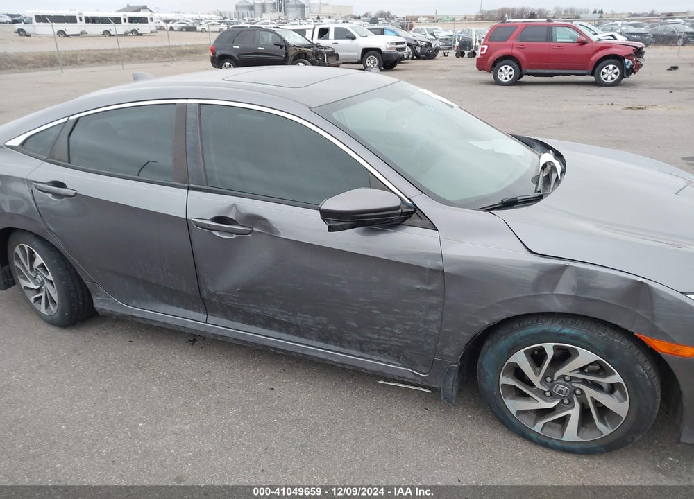 2017 HONDA CIVIC EX VIN: 19XFC2F78HE014202