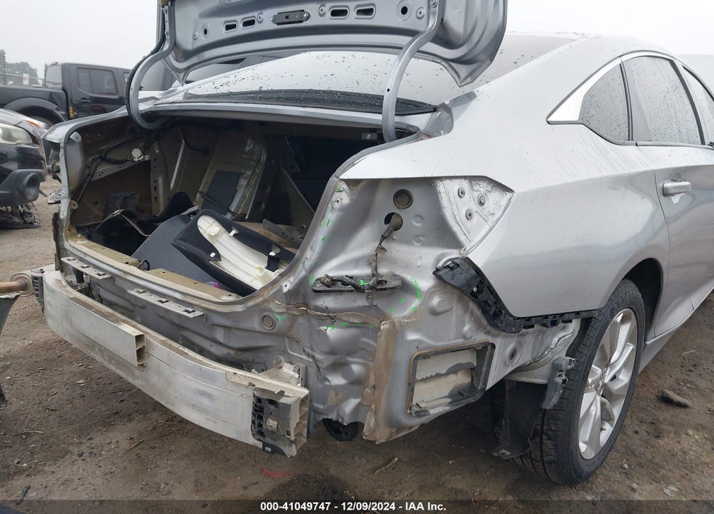 2018 HONDA ACCORD LX VIN: 1HGCV1F1XJA156757