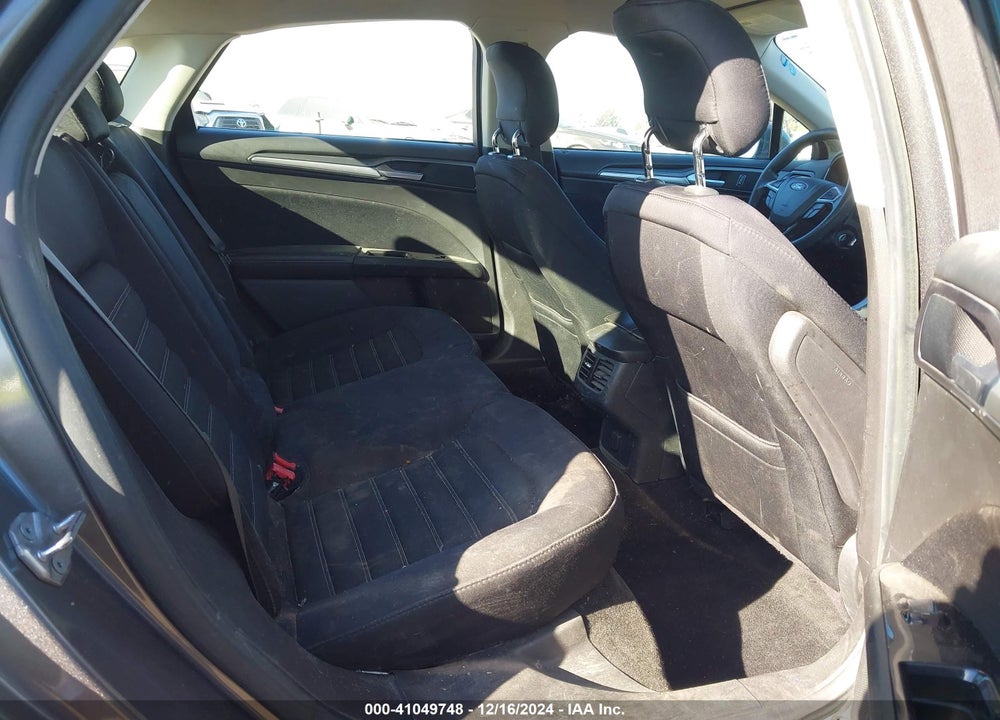 2014 FORD FUSION SE VIN: 3FA6P0H77ER392396