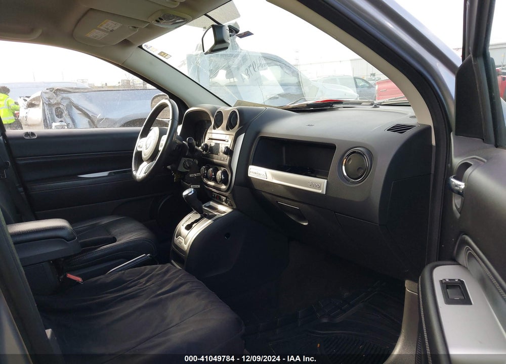 2017 JEEP COMPASS LATITUDE 4X4 VIN: 1C4NJDEB5HD191214