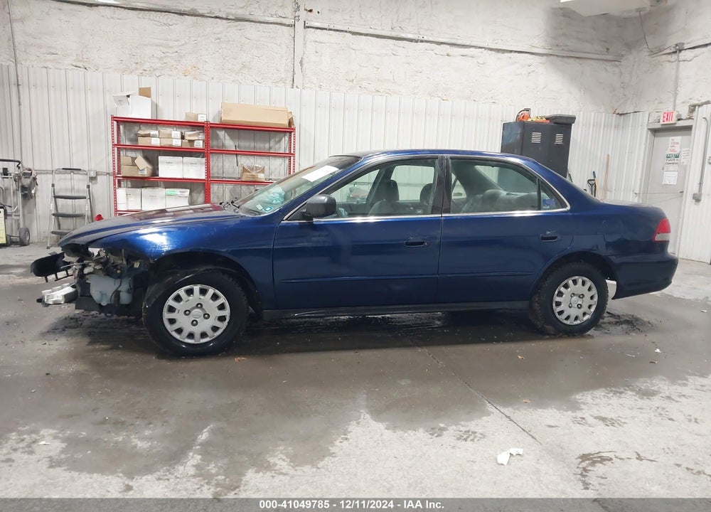 2002 HONDA ACCORD 2.3 VP VIN: 1HGCF866X2A013407