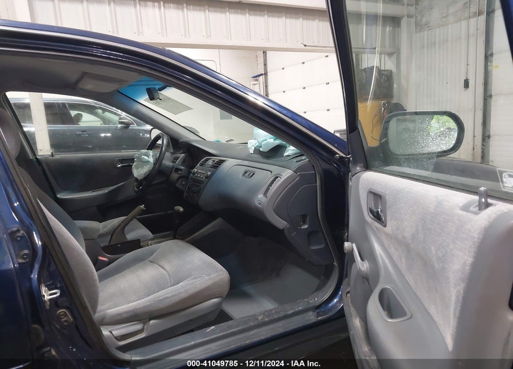 2002 HONDA ACCORD 2.3 VP VIN: 1HGCF866X2A013407