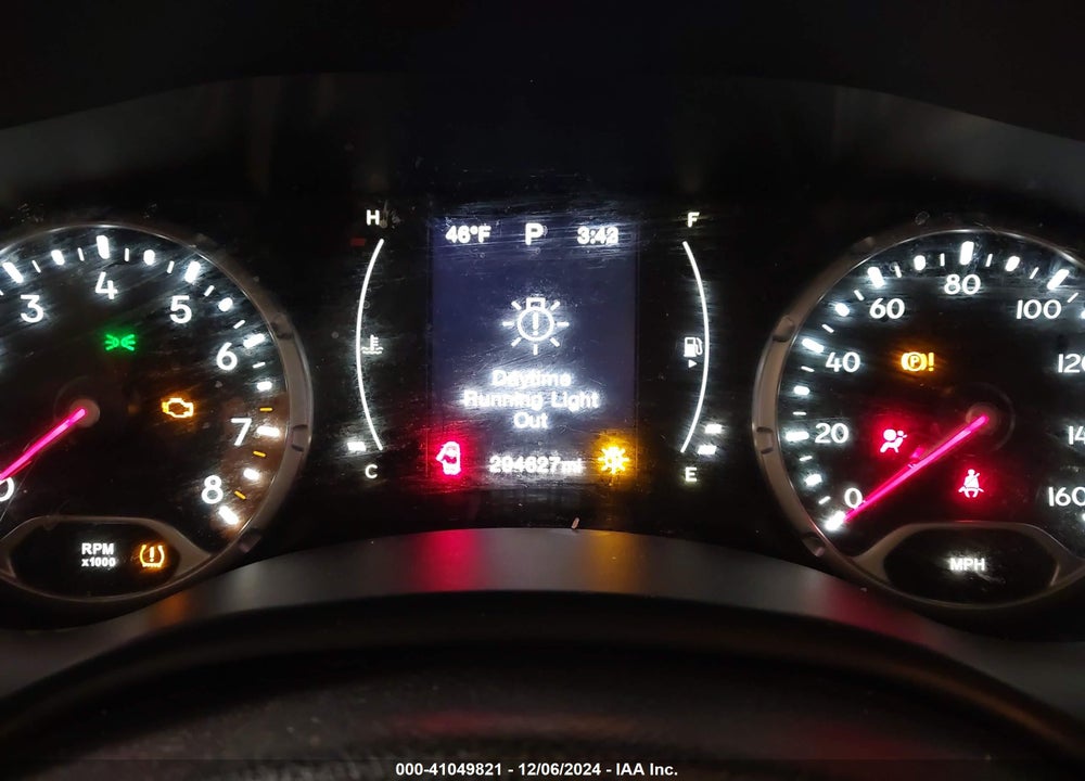 2016 JEEP RENEGADE LATITUDE VIN: ZACCJABT9GPD37567