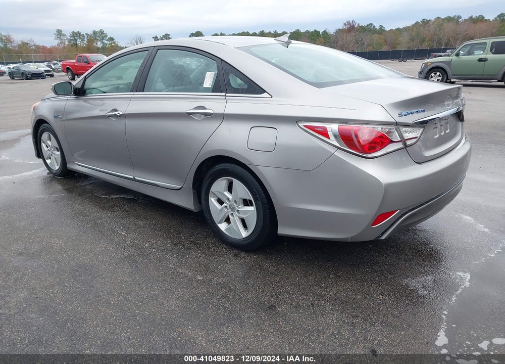 2012 HYUNDAI SONATA HYBRID VIN: KMHEC4A47CA027700