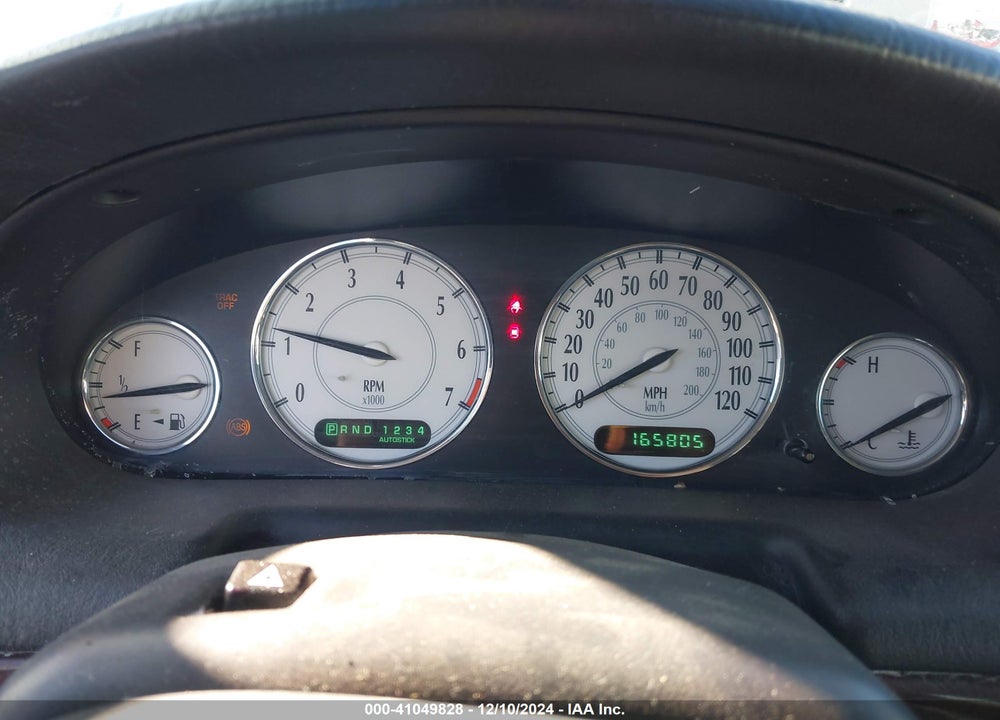 2000 CHRYSLER 300M VIN: 2C3HE66GXYH312690