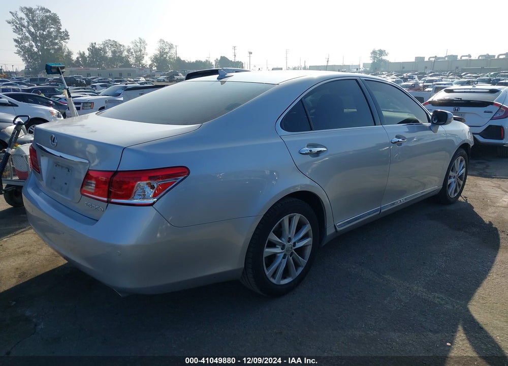 2011 LEXUS ES 350 VIN: JTHBK1EG7B2451740