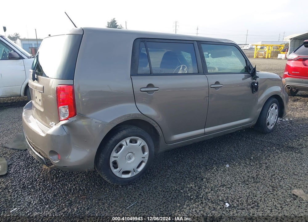 2013 SCION XB VIN: JTLZE4FE6DJ037917