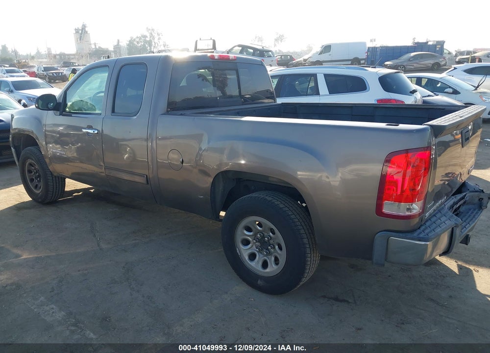 2011 GMC SIERRA 1500 SLE VIN: 1GTR1VE07BZ282324