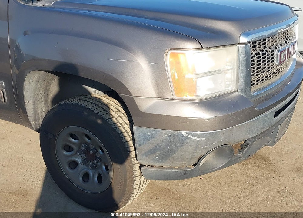 2011 GMC SIERRA 1500 SLE VIN: 1GTR1VE07BZ282324