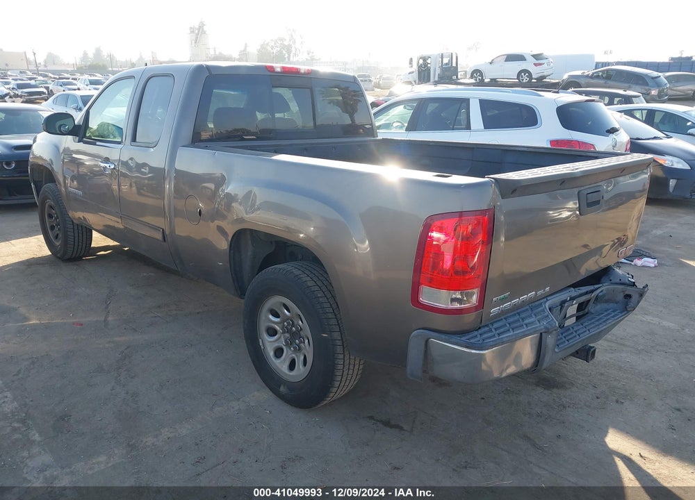 2011 GMC SIERRA 1500 SLE VIN: 1GTR1VE07BZ282324