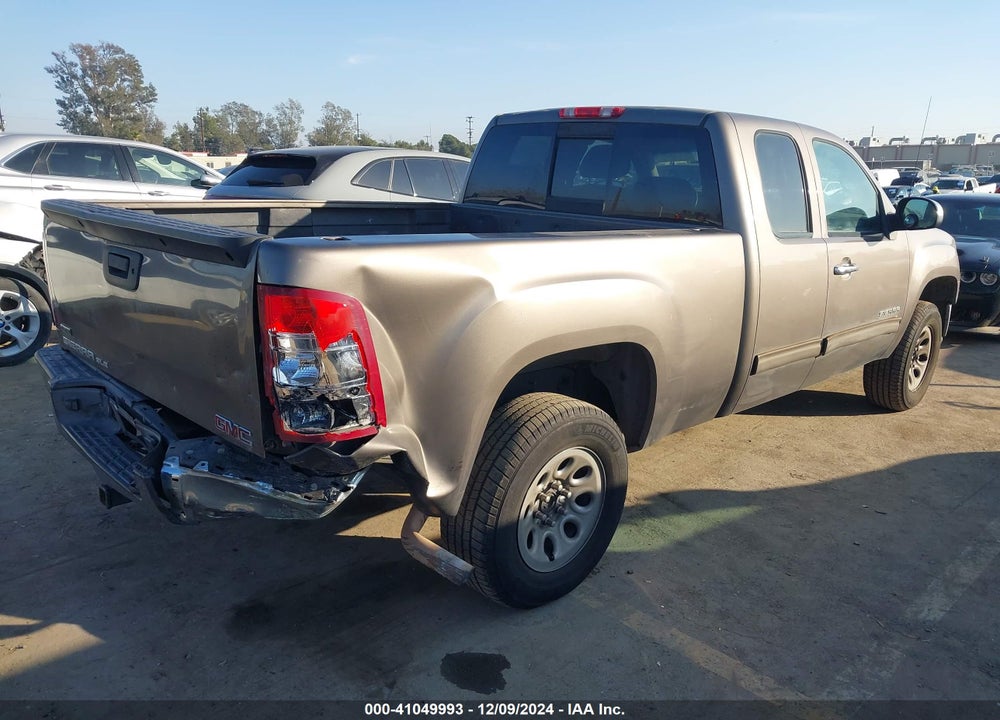 2011 GMC SIERRA 1500 SLE VIN: 1GTR1VE07BZ282324