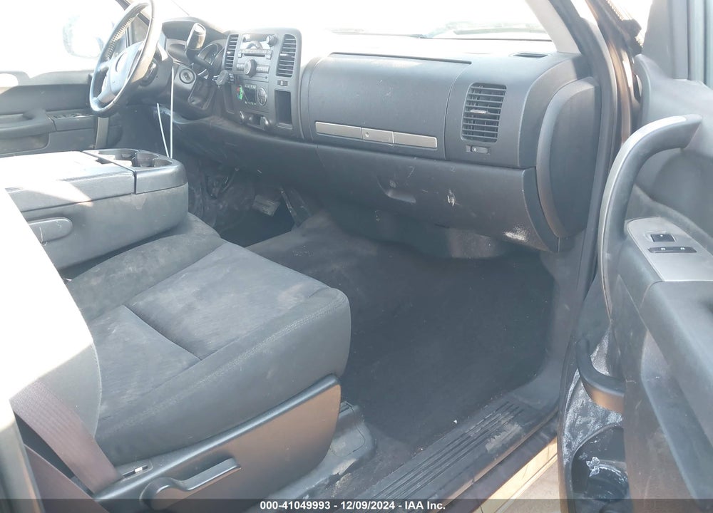 2011 GMC SIERRA 1500 SLE VIN: 1GTR1VE07BZ282324