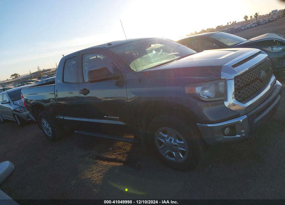 2018 TOYOTA TUNDRA SR5 4.6L V8 VIN: 5TFRM5F10JX130474