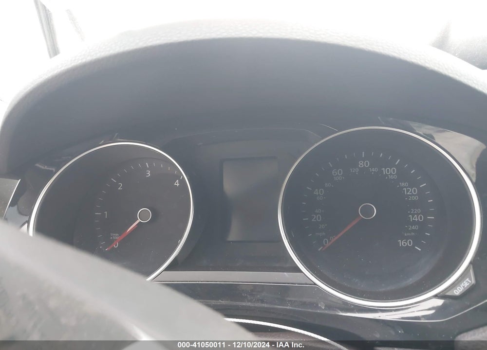 2015 VOLKSWAGEN JETTA 2.0L TDI SE VIN: 3VWLA7AJ2FM302189