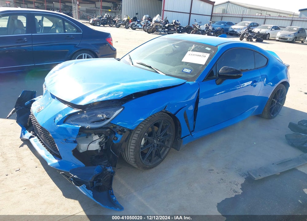 2024 TOYOTA GR 86 VIN: JF1ZNBE19R8750040