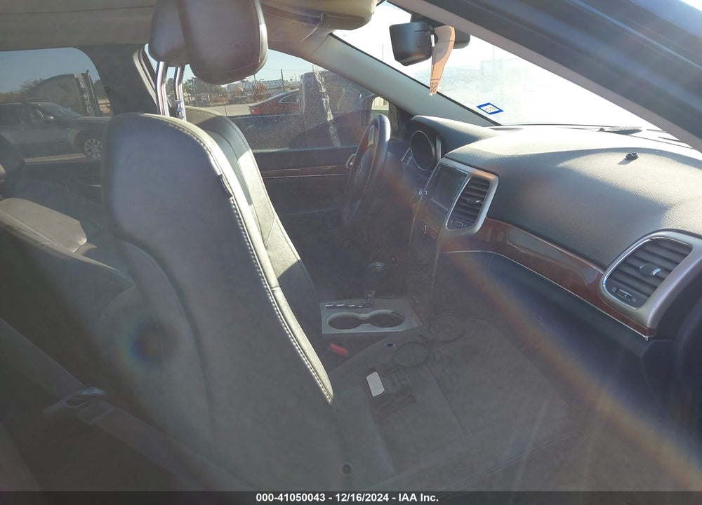 2013 JEEP GRAND CHEROKEE VIN: 1C4RJEBG8DC636438