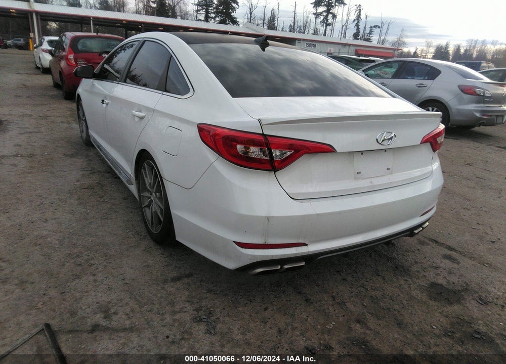 2017 HYUNDAI SONATA SPORT 2.0T VIN: 5NPE34AB2HH528349