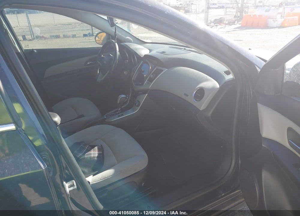 2014 CHEVROLET CRUZE 1LT AUTO VIN: 1G1PC5SB6E7240873