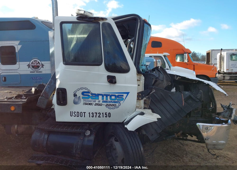 2005 INTERNATIONAL 4300 4300 VIN: 1HTMMAAM25H681271
