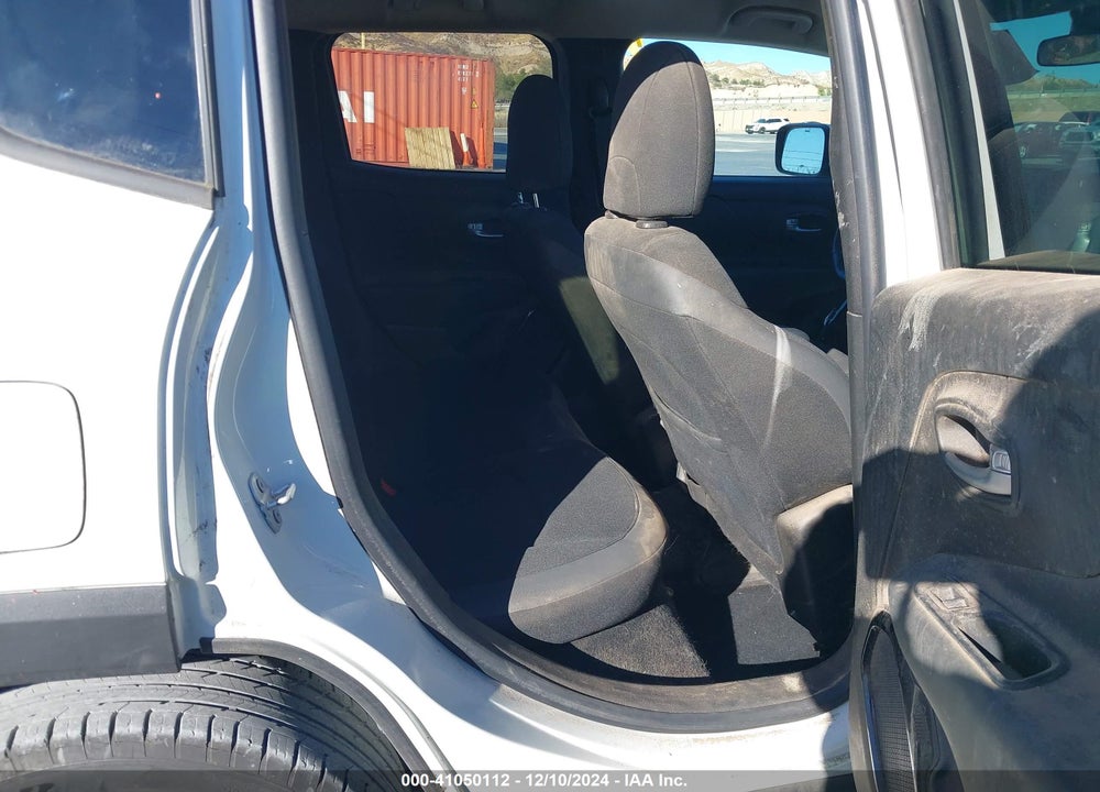 2018 JEEP RENEGADE ALTITUDE FWD VIN: ZACCJABB7JPJ20143