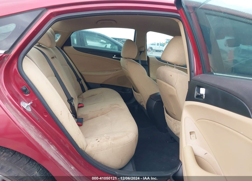 2014 HYUNDAI SONATA VIN: 5NPEB4AC1EH925803