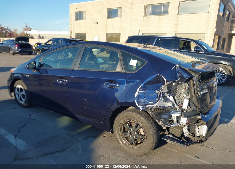 2013 TOYOTA PRIUS TWO VIN: JTDKN3DU5D1732648