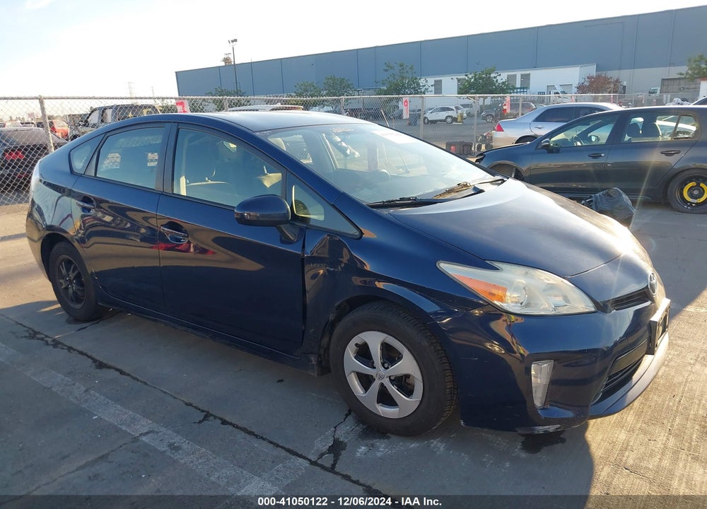 2013 TOYOTA PRIUS TWO VIN: JTDKN3DU5D1732648
