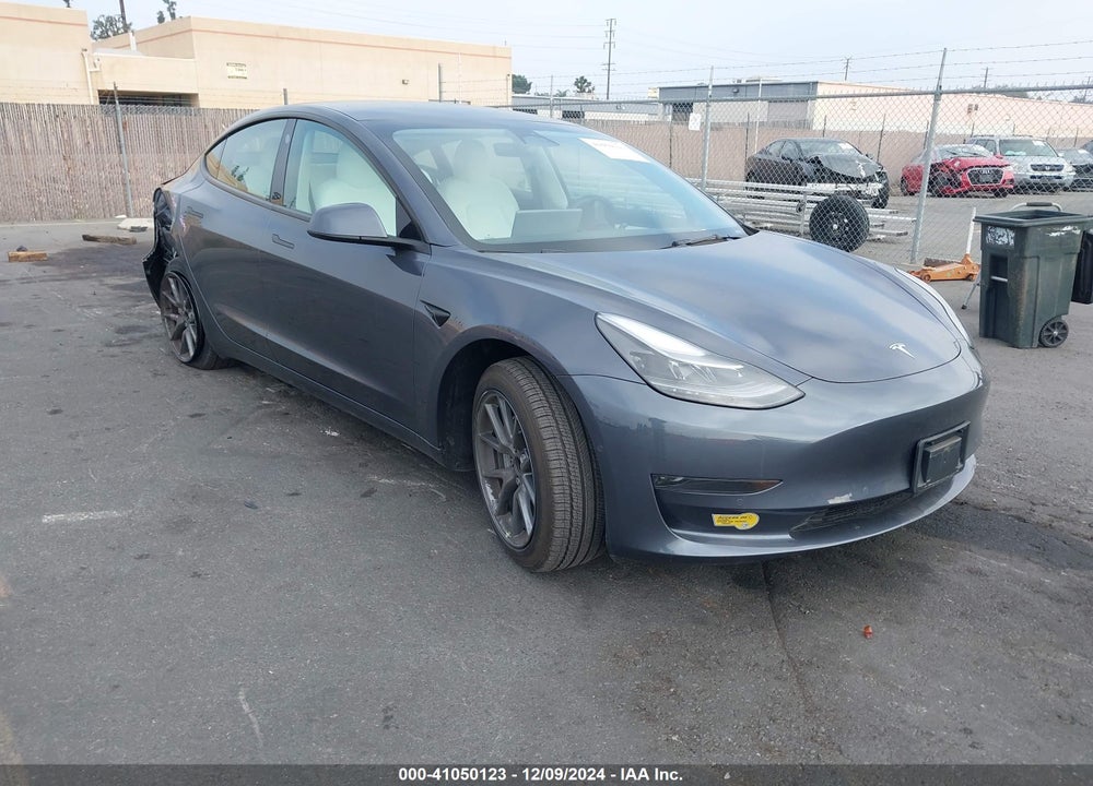 2022 TESLA MODEL 3 REAR-WHEEL DRIVE VIN: 5YJ3E1EAXNF360617