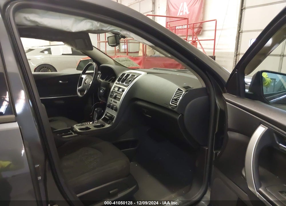 2011 GMC ACADIA SLE VIN: 1GKKVPED1BJ318080
