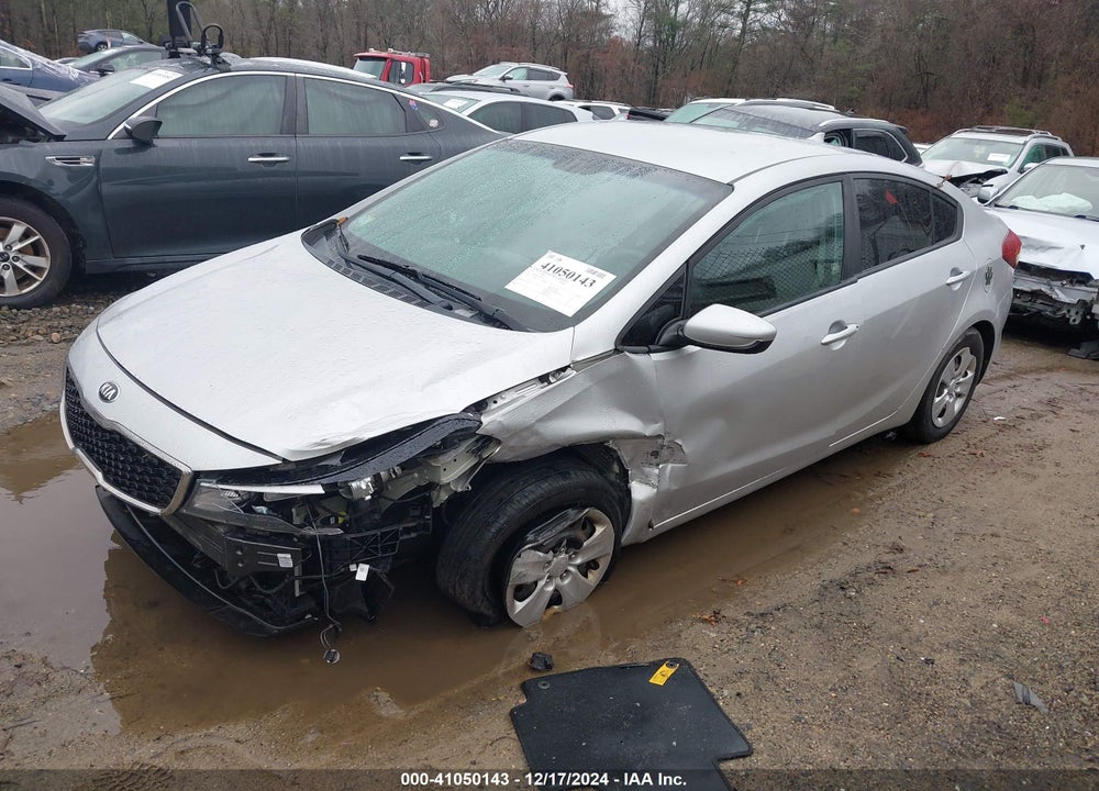 2017 KIA FORTE VIN: 3KPFK4A75HE044327