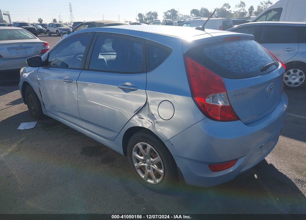 2013 HYUNDAI ACCENT GS VIN: KMHCT5AE2DU111882