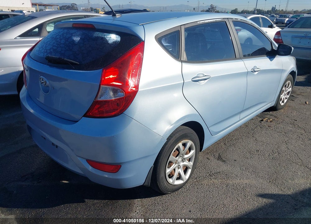 2013 HYUNDAI ACCENT GS VIN: KMHCT5AE2DU111882