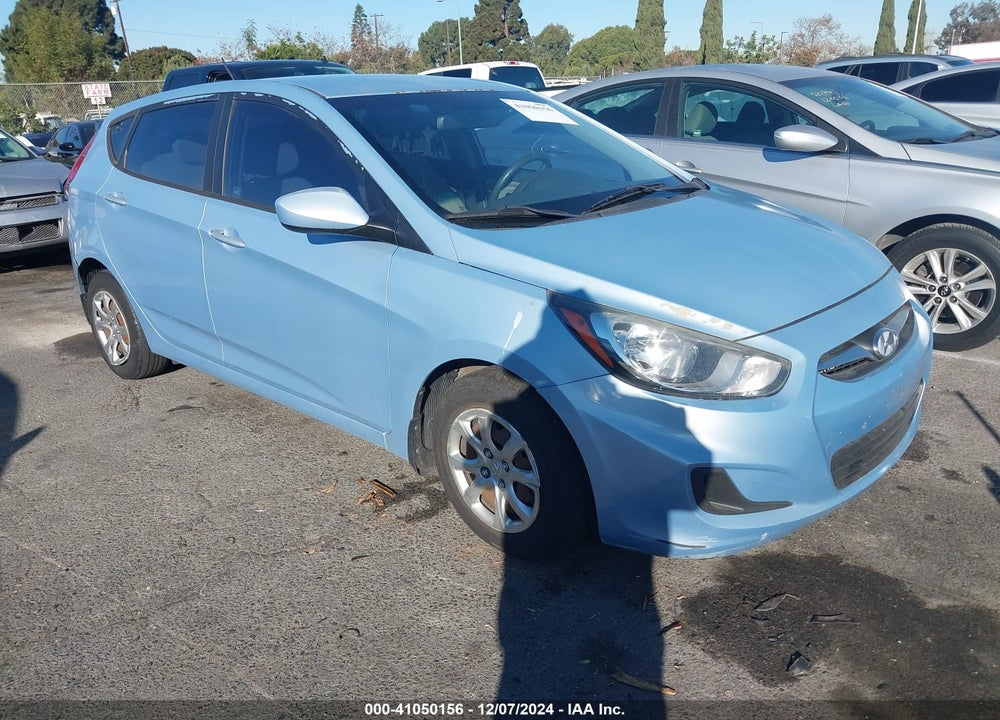 2013 HYUNDAI ACCENT GS VIN: KMHCT5AE2DU111882