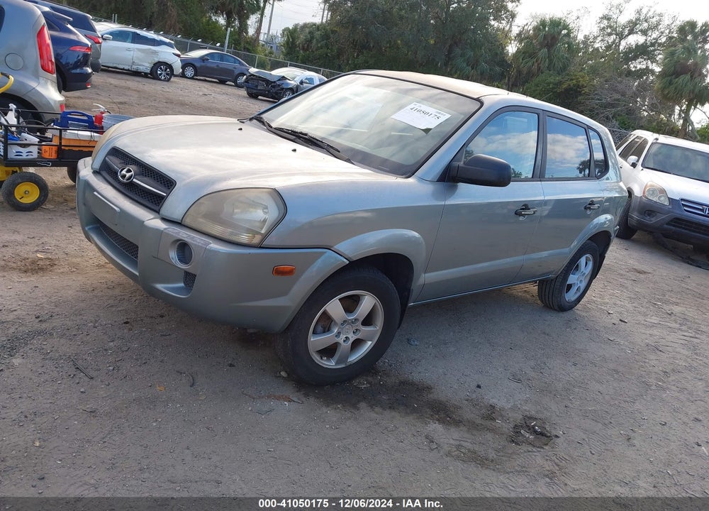 2007 HYUNDAI TUCSON GLS VIN: KM8JM12B47U558137