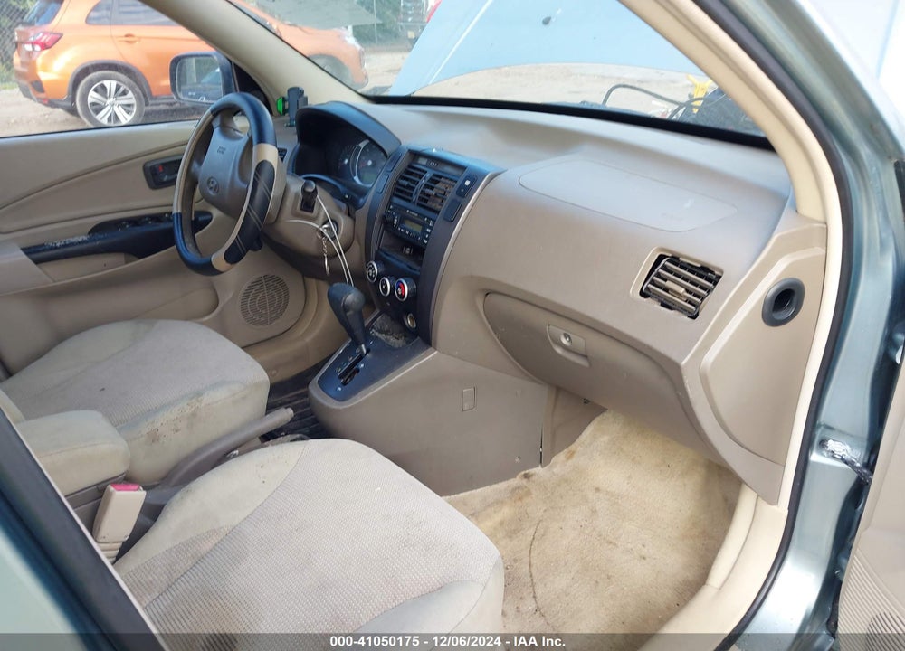 2007 HYUNDAI TUCSON GLS VIN: KM8JM12B47U558137