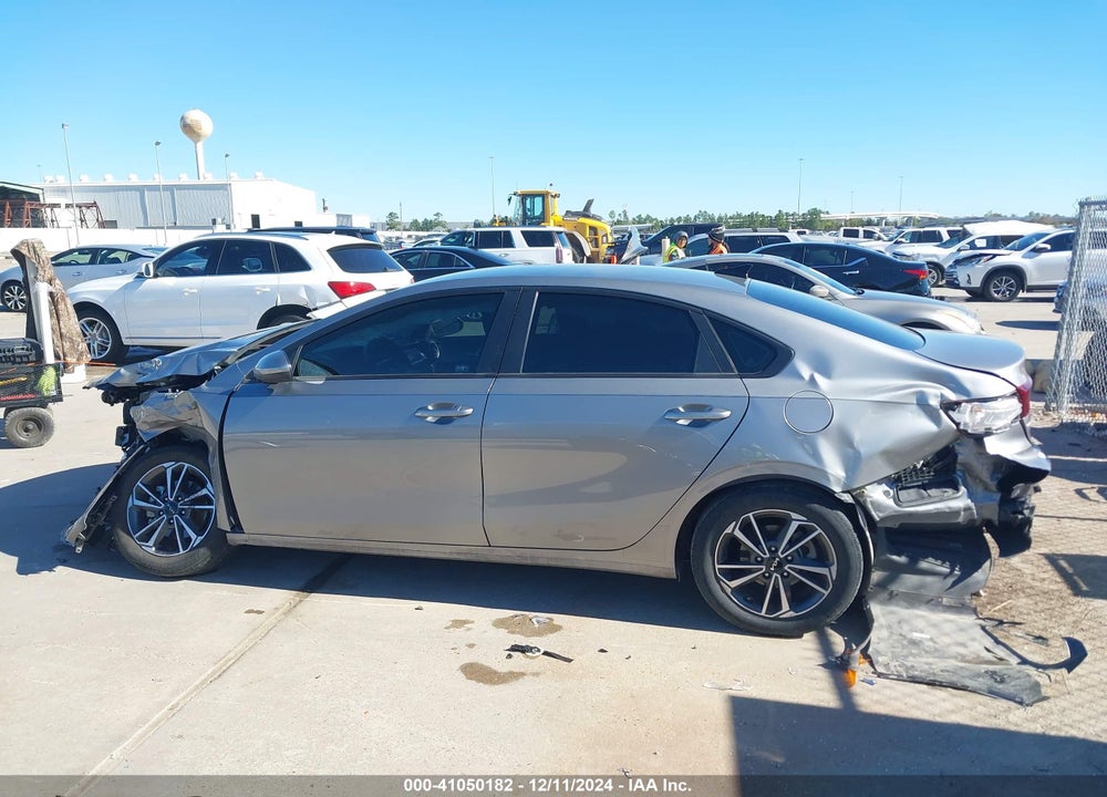 2024 KIA FORTE VIN: 3KPF24AD9RE701752