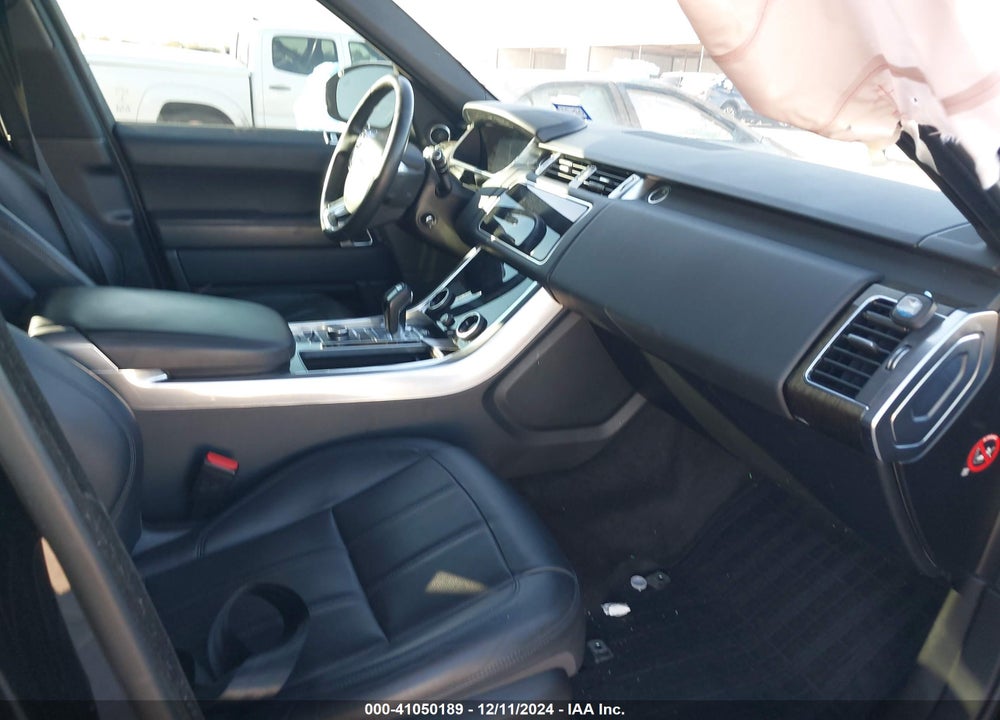 2019 LAND ROVER RANGE ROVER SPORT HSE TD6 VIN: SALWR2RK3KA826153