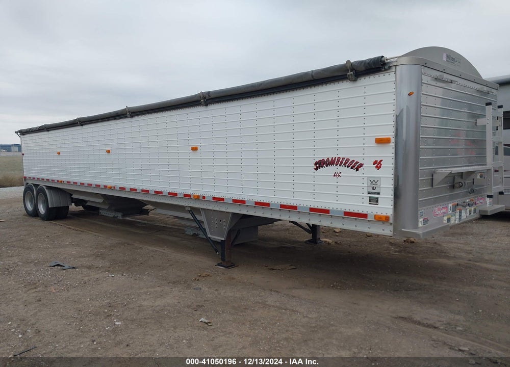 2010 WILSON TRAILER CO GRAIN TRAILER VIN: 4WWMAF1A2A5700100