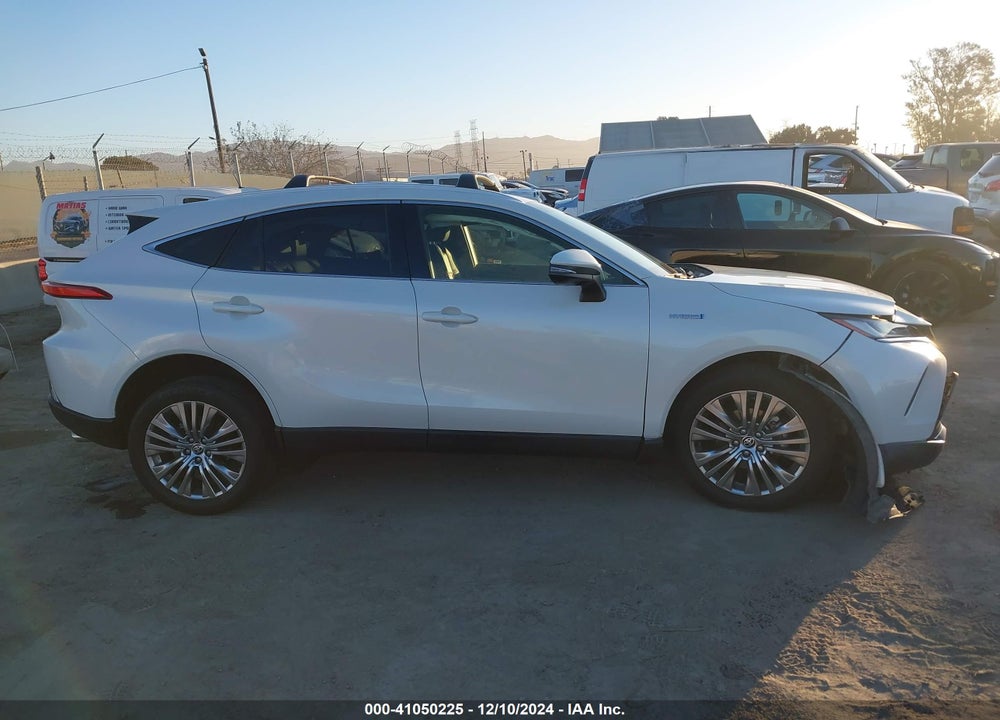 2021 TOYOTA VENZA XLE VIN: JTEAAAAH5MJ037827