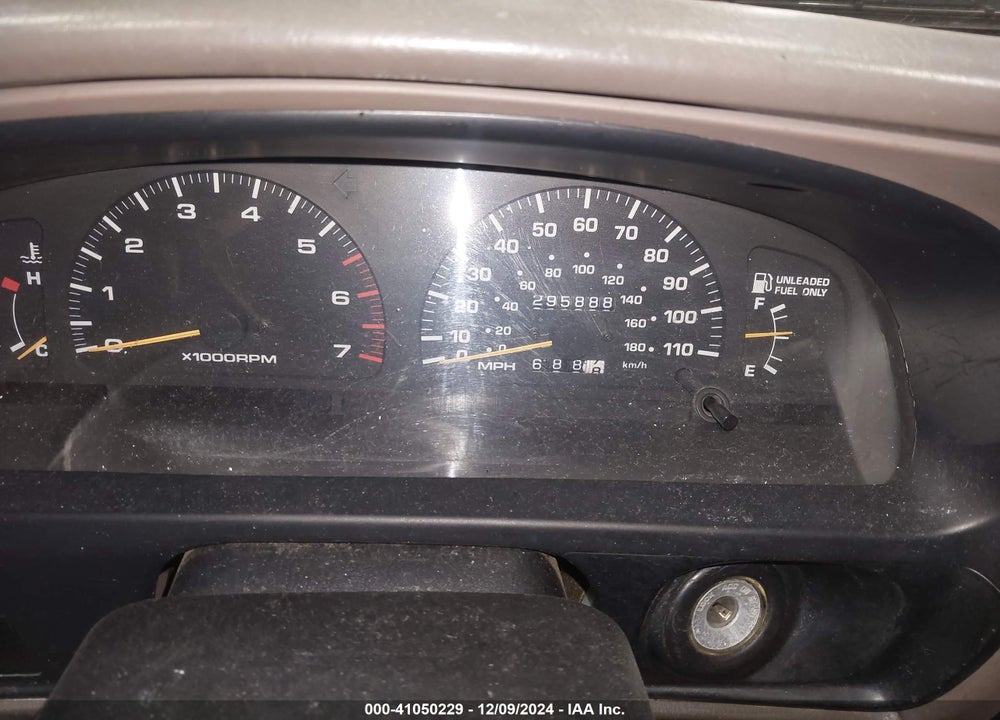 1997 TOYOTA 4RUNNER SR5 V6 VIN: JT3GN86R2V0043805
