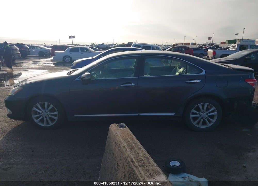 2011 LEXUS ES 350 VIN: JTHBK1EG5B2447895