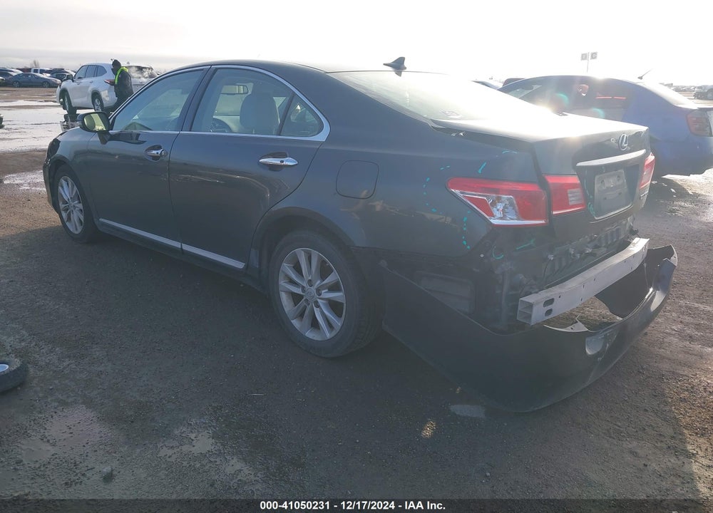 2011 LEXUS ES 350 VIN: JTHBK1EG5B2447895