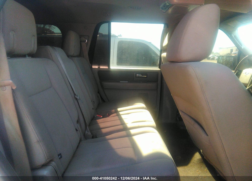 2010 FORD EXPEDITION XLT VIN: 1FMJU1F5XAEB71761