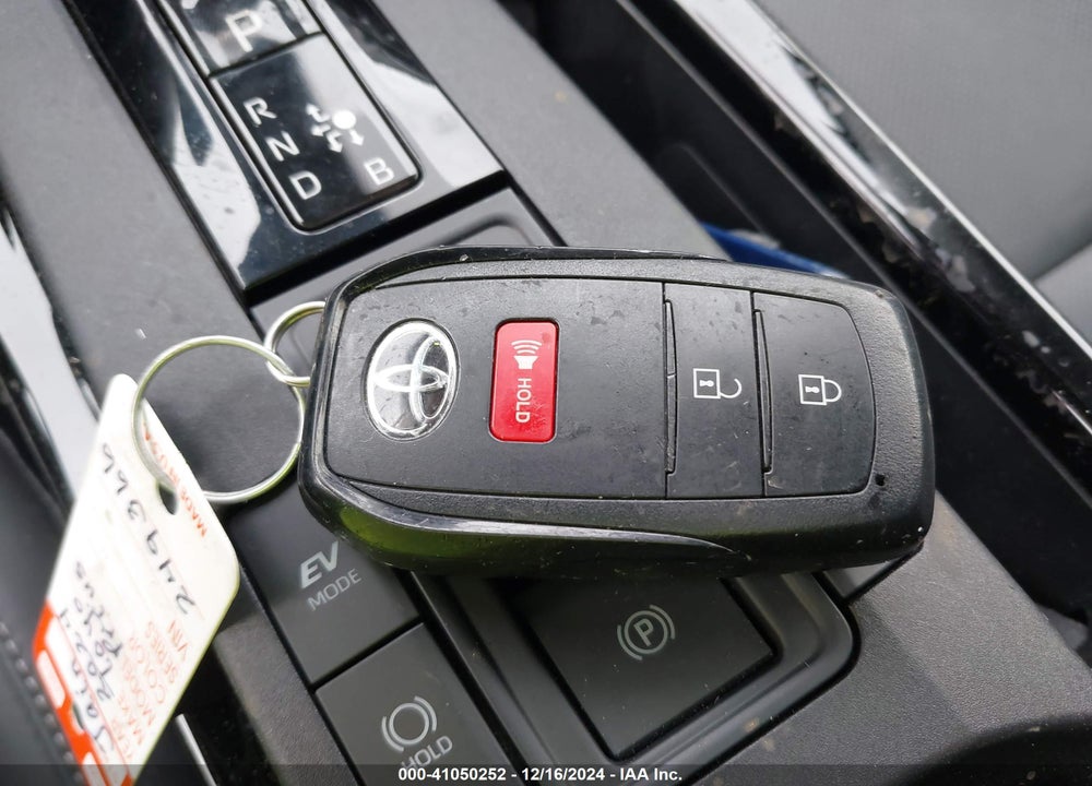 2024 TOYOTA PRIUS XLE AWD-E VIN: JTDADABU8R3011449