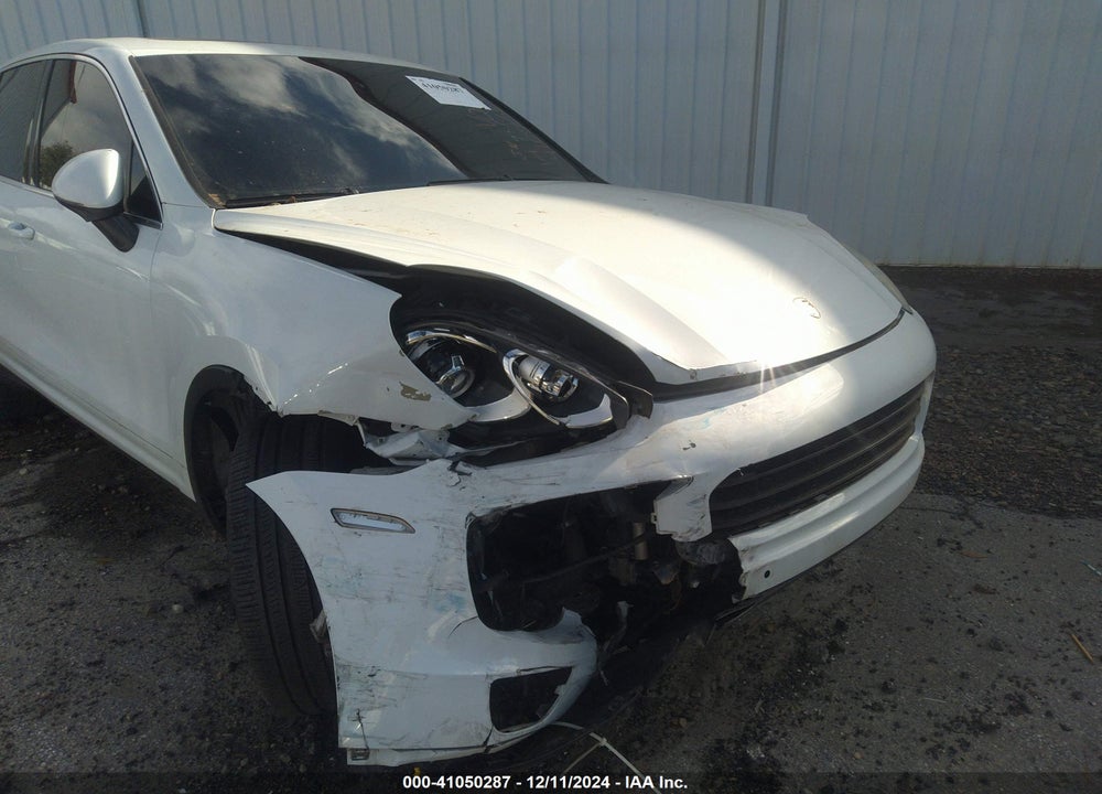 2015 PORSCHE CAYENNE S VIN: WP1AB2A28FLA57157