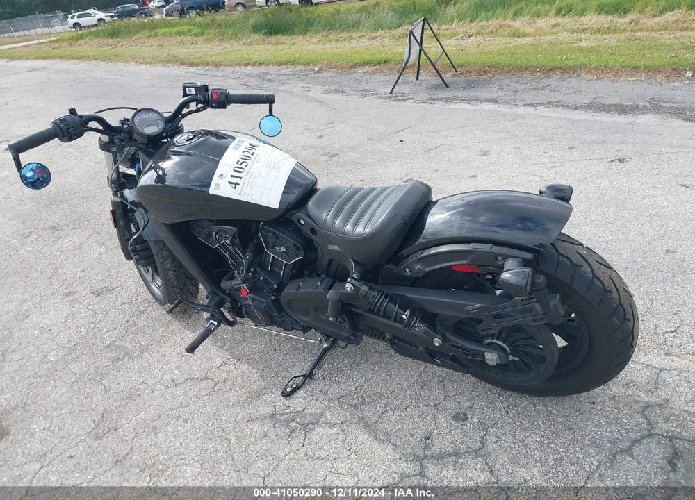 2021 INDIAN MOTORCYCLE CO. SCOUT BOBBER SIXTY VIN: 56KMTB116M3165612