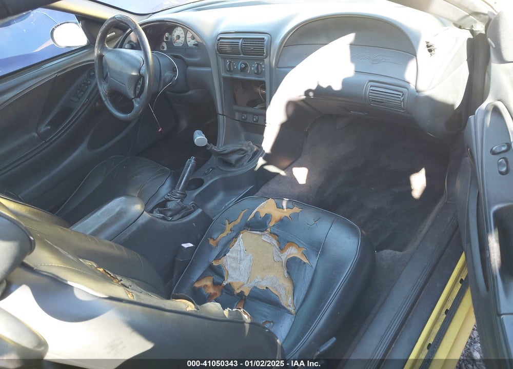 2001 FORD MUSTANG COBRA VIN: 1FAFP46V11F189102
