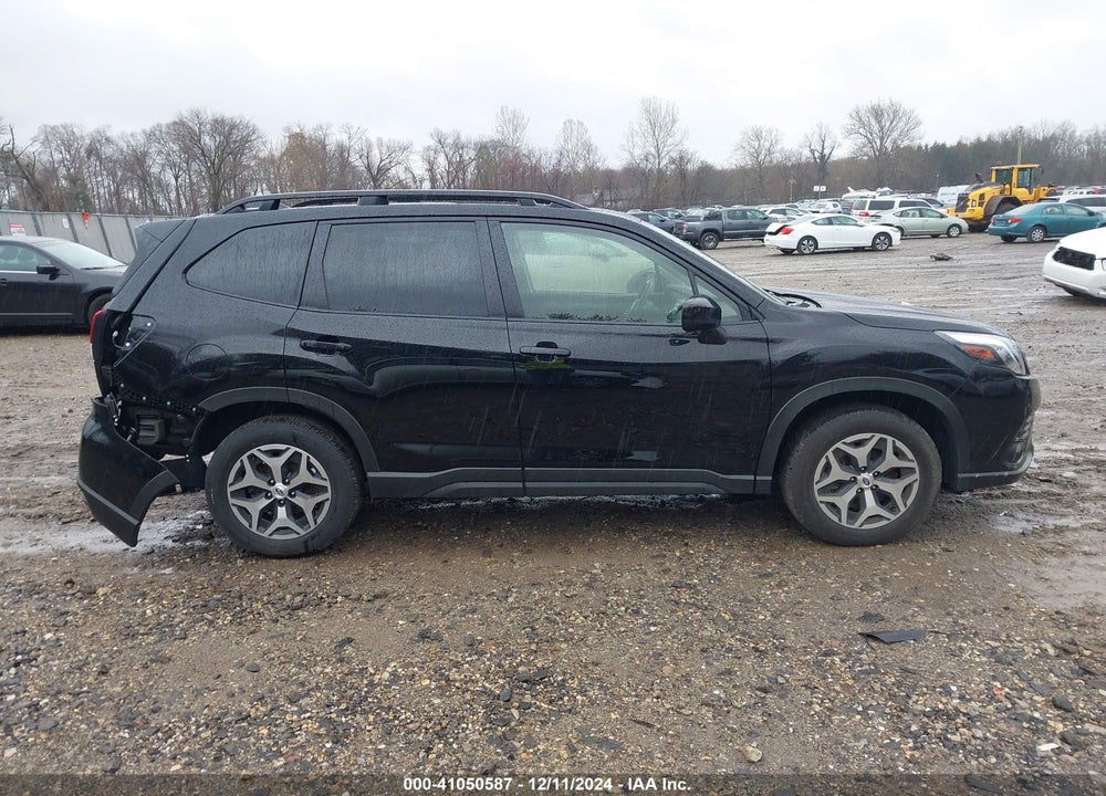 2023 SUBARU FORESTER PREMIUM VIN: JF2SKAEC9PH550533