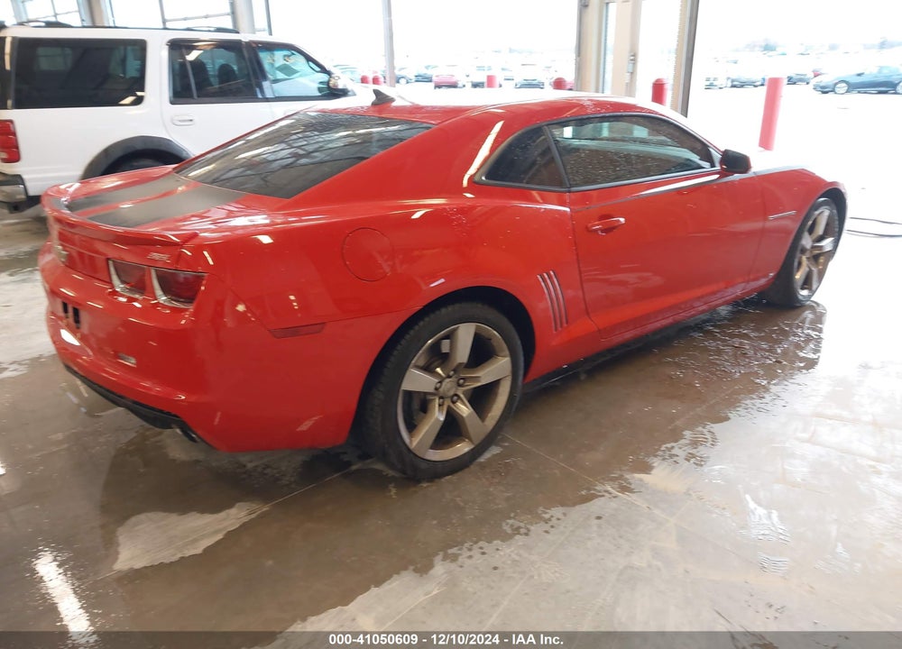 2010 CHEVROLET CAMARO 2SS VIN: 2G1FK1EJ3A9143102