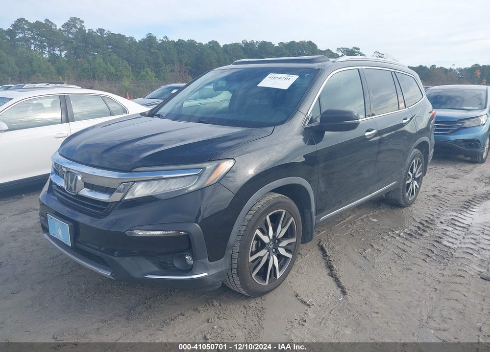 2019 HONDA PILOT TOURING VIN: 5FNYF5H64KB017914